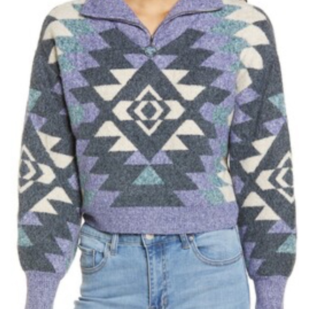 BP Geometric Pull Over